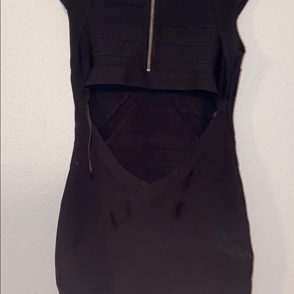 Guess Short Mini Dress - Picture 2 of 3